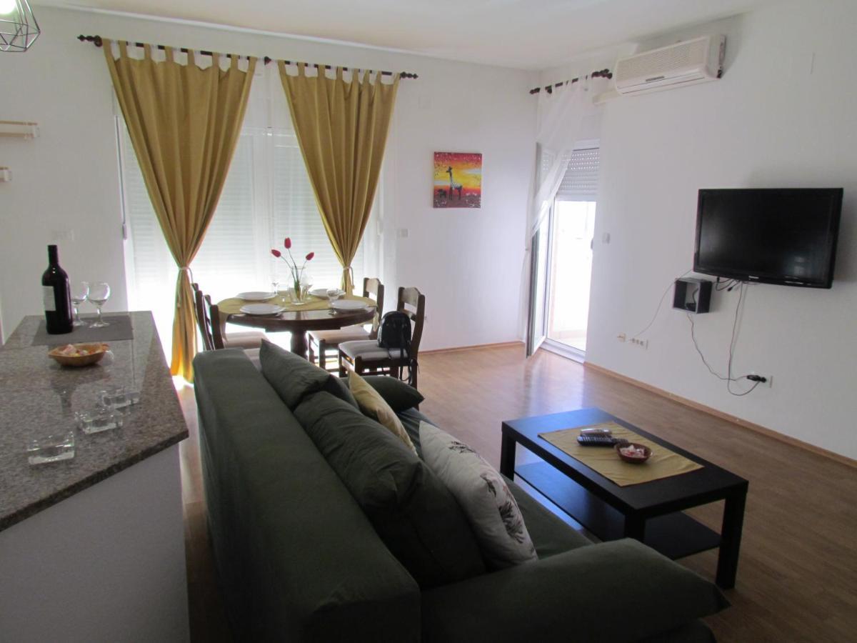 Apartman Petra Kaštela Екстериор снимка