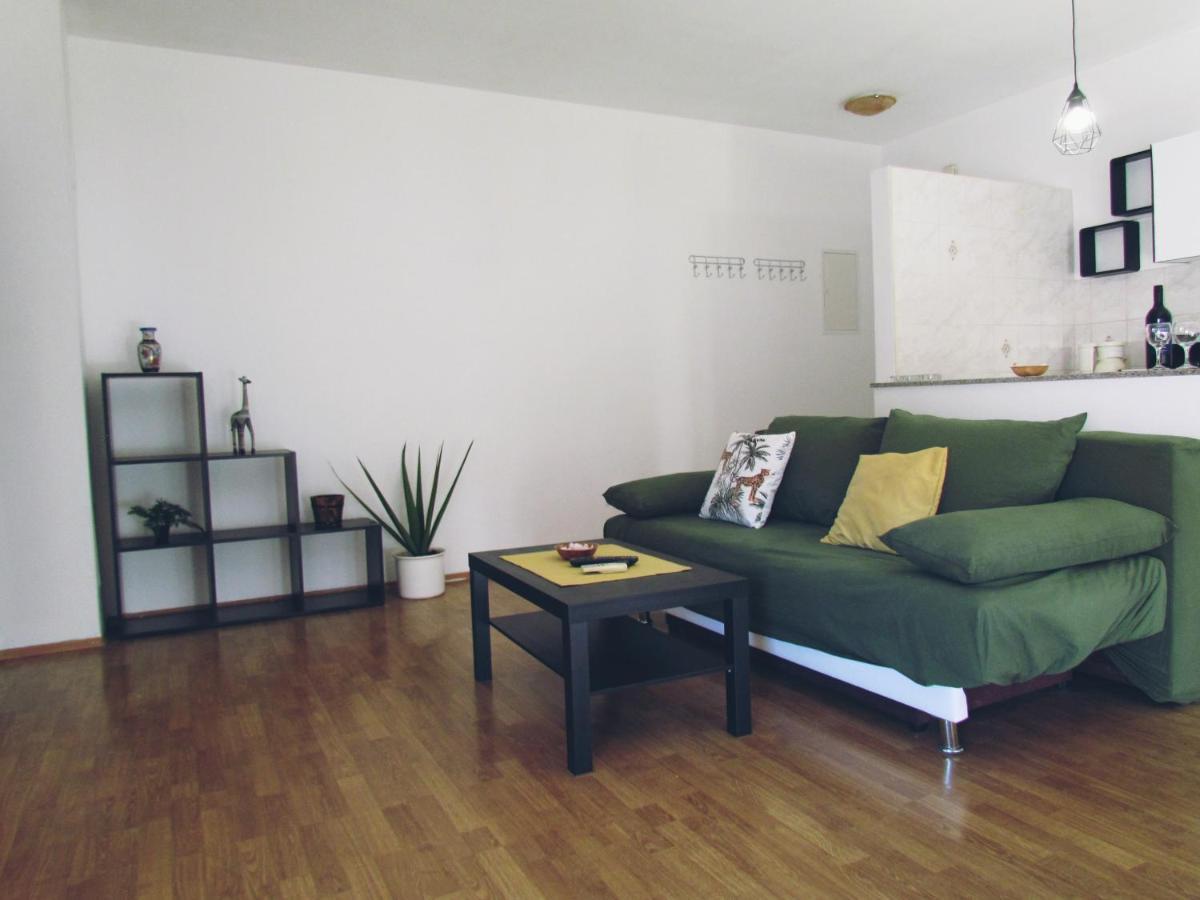 Apartman Petra Kaštela Екстериор снимка